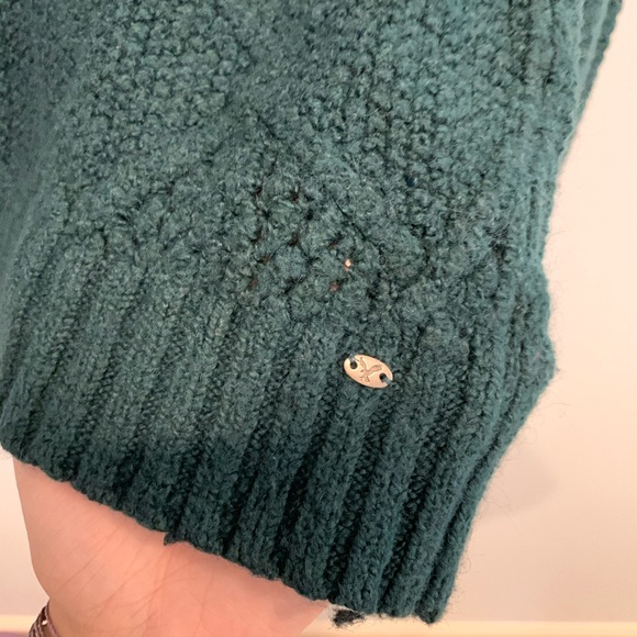 American Eagle Emerald Heavy sweater - Picture 2 of 5